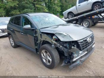  Salvage Hyundai TUCSON