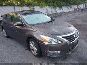  Salvage Nissan Altima