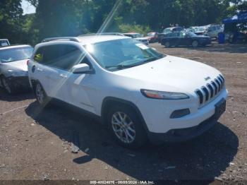  Salvage Jeep Cherokee