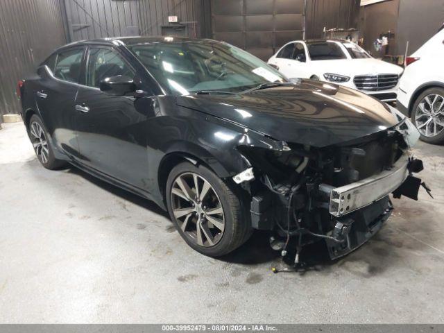  Salvage Nissan Maxima