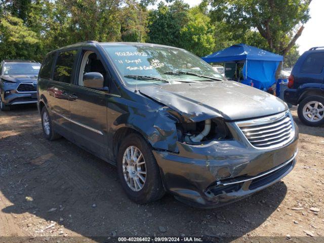  Salvage Chrysler Town & Country