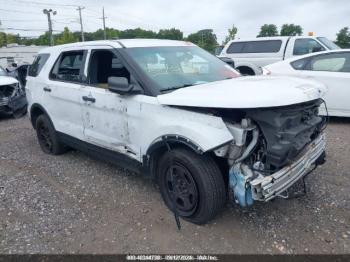  Salvage Ford Utility Police Intercepto