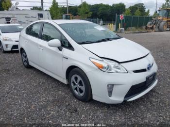  Salvage Toyota Prius