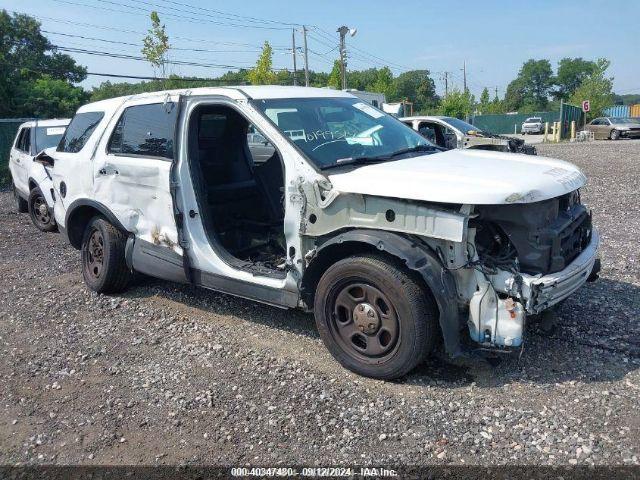  Salvage Ford Utility Police Intercepto