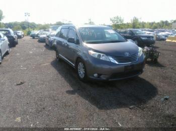  Salvage Toyota Sienna