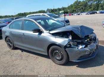  Salvage Volkswagen Jetta