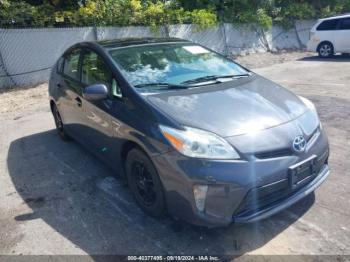  Salvage Toyota Prius