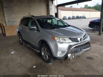  Salvage Toyota RAV4