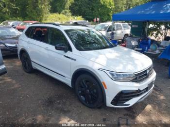  Salvage Volkswagen Tiguan