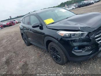  Salvage Hyundai TUCSON