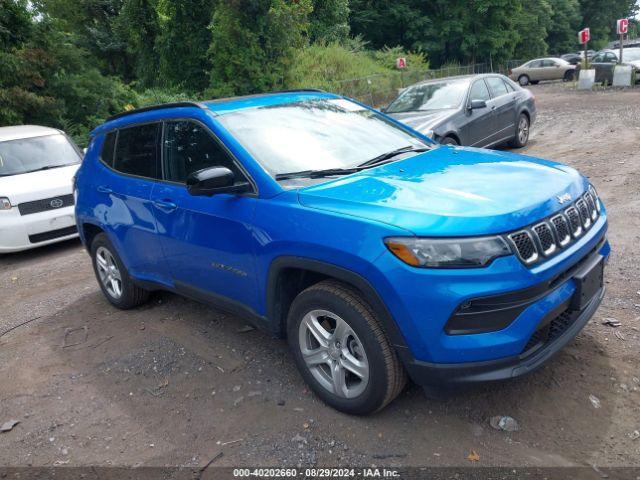  Salvage Jeep Compass