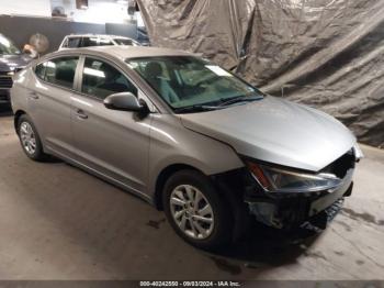  Salvage Hyundai ELANTRA