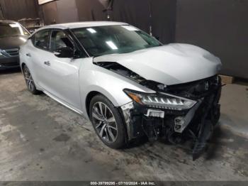  Salvage Nissan Maxima