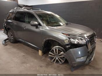  Salvage Nissan Pathfinder