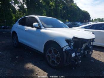  Salvage Alfa Romeo Stelvio