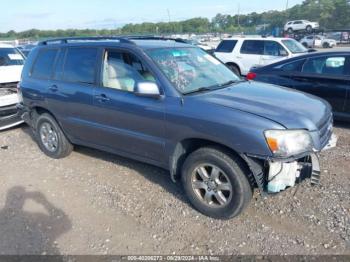  Salvage Toyota Highlander