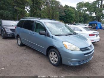  Salvage Toyota Sienna