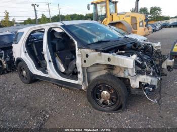  Salvage Ford Utility Police Intercepto