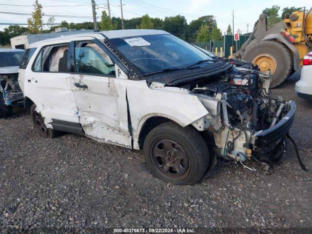  Salvage Ford Utility Police Intercepto