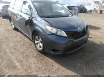  Salvage Toyota Sienna