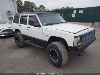  Salvage Jeep Cherokee