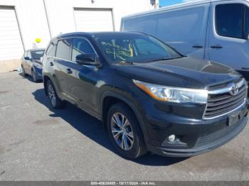  Salvage Toyota Highlander