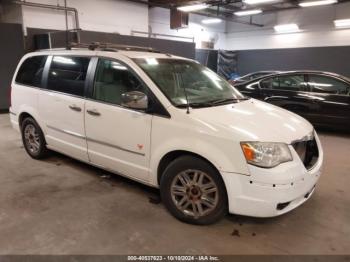  Salvage Chrysler Town & Country