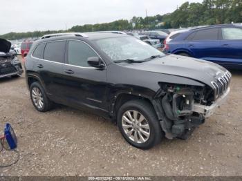  Salvage Jeep Cherokee