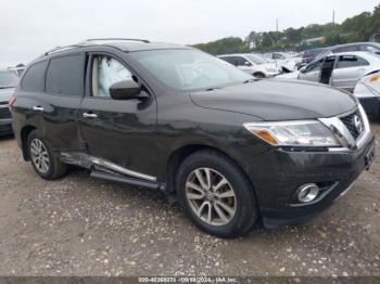  Salvage Nissan Pathfinder