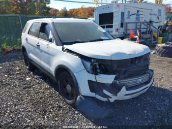  Salvage Ford Utility Police Intercepto