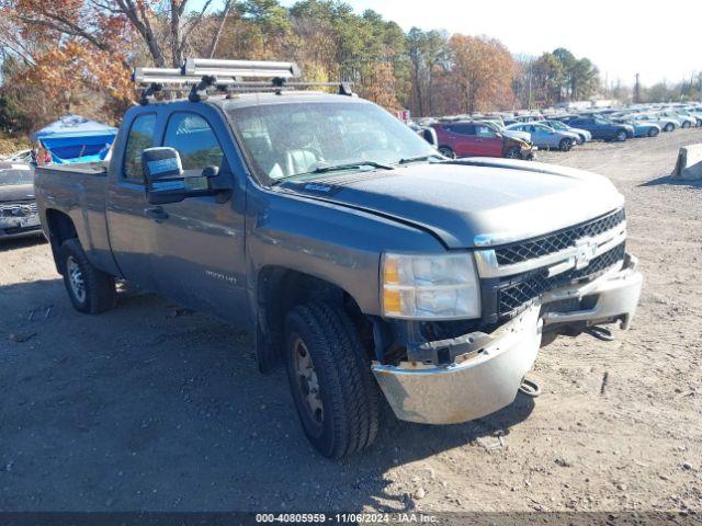  Salvage Chevrolet Silverado 2500