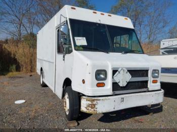  Salvage Freightliner Chassis