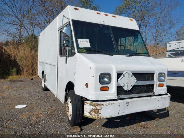  Salvage Freightliner Chassis