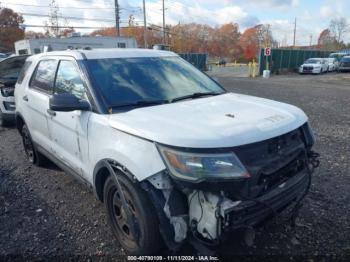  Salvage Ford Utility Police Intercepto