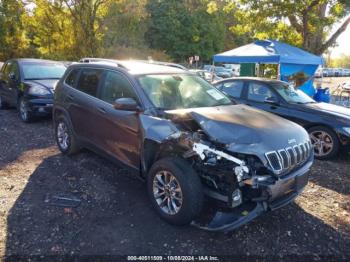  Salvage Jeep Cherokee