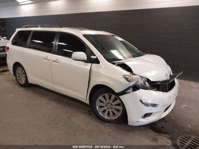  Salvage Toyota Sienna