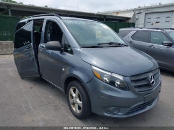  Salvage Mercedes-Benz Metris