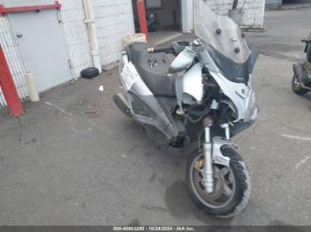  Salvage Piaggio X9 Evolution