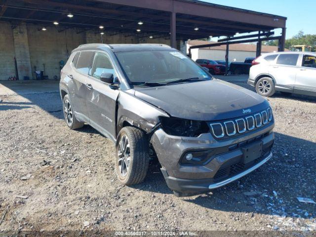  Salvage Jeep Compass