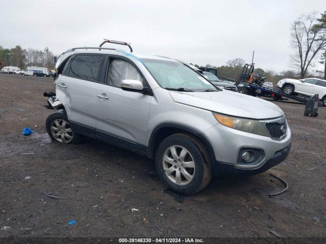  Salvage Kia Sorento