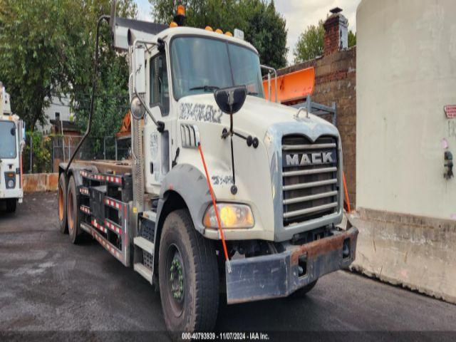  Salvage Mack 800