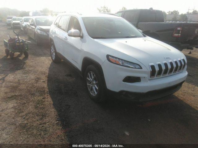  Salvage Jeep Cherokee