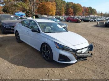  Salvage Nissan Altima