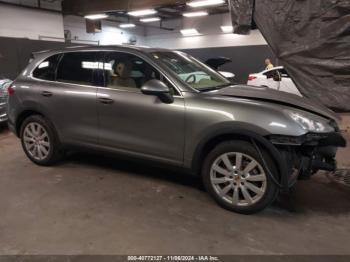  Salvage Porsche Cayenne