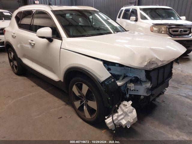  Salvage Volvo XC40