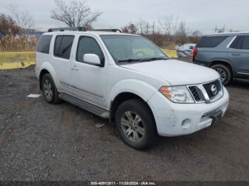  Salvage Nissan Pathfinder