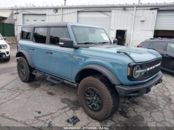  Salvage Ford Bronco