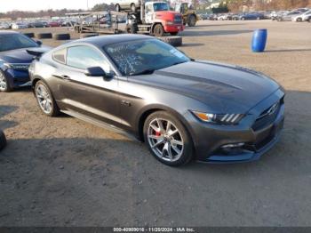  Salvage Ford Mustang