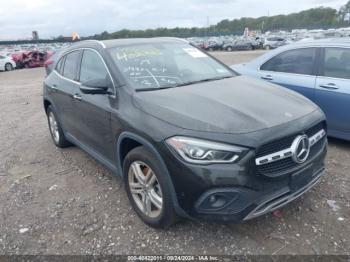  Salvage Mercedes-Benz GLA