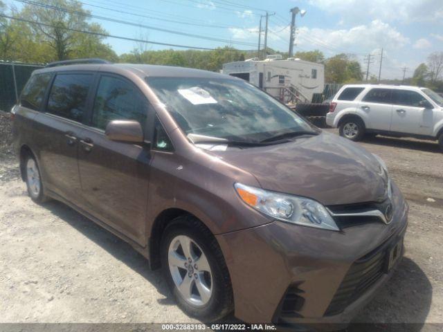  Salvage Toyota Sienna